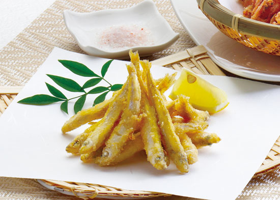 グルメ旅４７ 滋賀県 わかさぎの唐揚げ を５人に よみぽランド