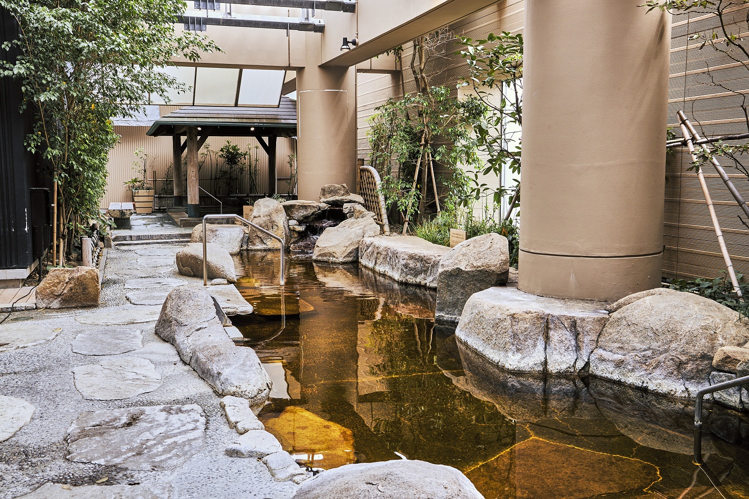 【「メルマガ小町」スタート記念】「スパ ラクーア」の入館券を２組４人に